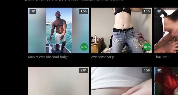 Grille de vidéos de thisvid.com avec durées, badges HD et titres sous les vignettes